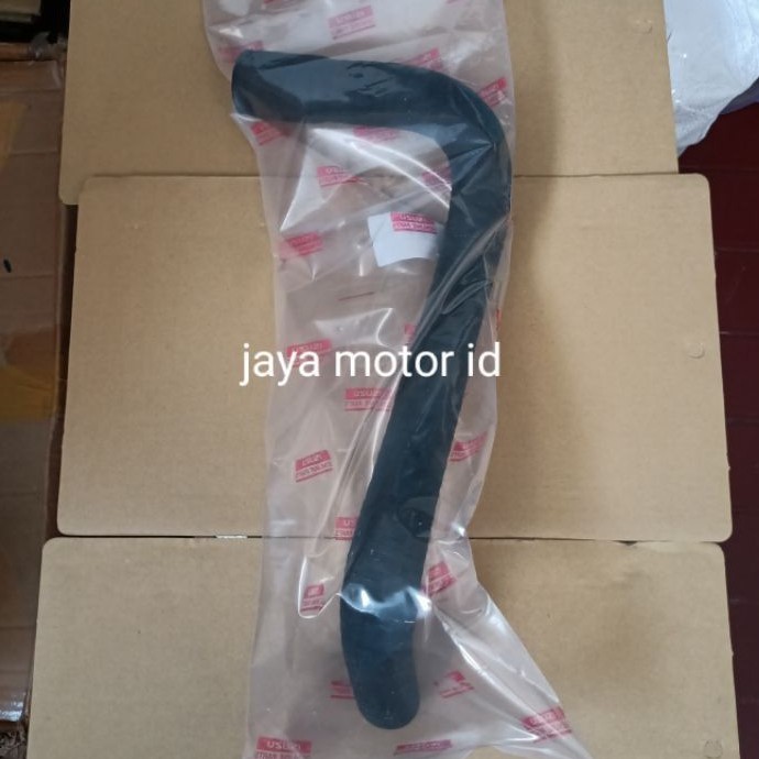 selang radiator bawah Isuzu panther 2.3cc