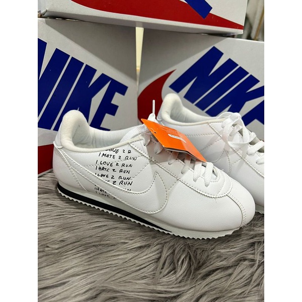 N*ke clasic cortez shoes