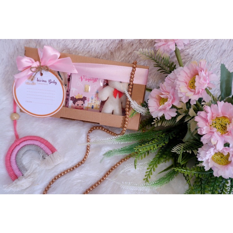 Hampers | Hampers baby | emas antam | hampers emas | Kado emas mulia | baju baby | selimut bayi | ka