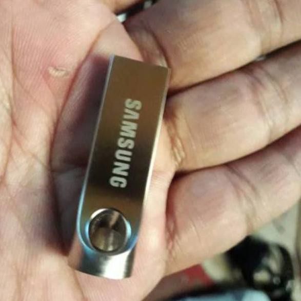 Terbaik.. Flashdisk Flash Disk 2 Tb 2tb Full berisi 2 Tera