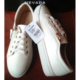 NEVADA Sepatu Sneakers Putih Tali Sport Wanita Model