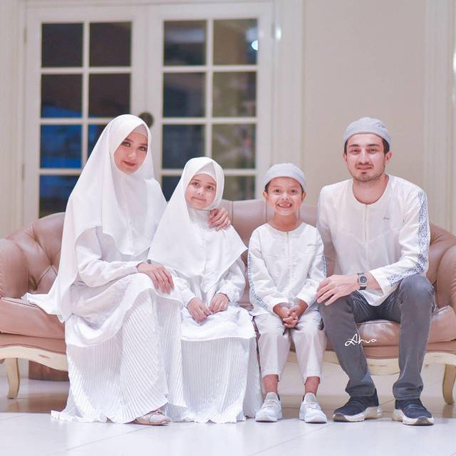 Aara &  Altaf Couple Family Set by Aahva