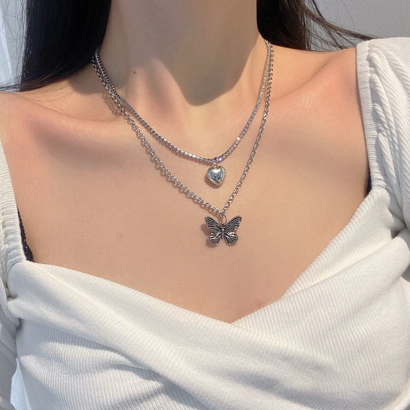 AY(CN) Kalung Rantai Choker Multilayer Liontin Kupu-Kupu Hati Warna Silver Gaya Korea Untuk Wanita