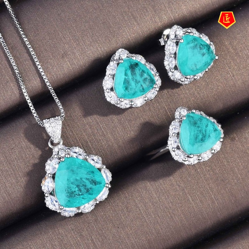 [Ready Stock]Fashion Triangle Green Colored Gems Necklace Ring Earings Set