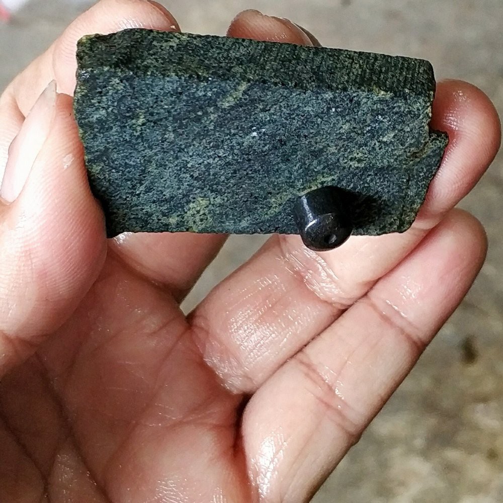 BAHAN ROUGH NATURAL BATU AKIK BADAR BESI HIJAU NEMPEL MAGNET
