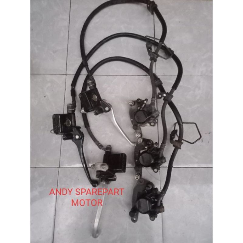 master rem kaliper rem depan vario 110 karbu ori second