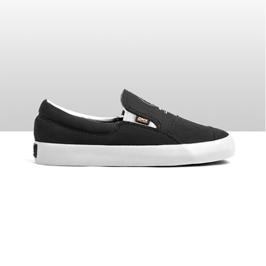 Sepatu Geoff Max Official - Meery Black White | Sepatu Pria | Sneakers