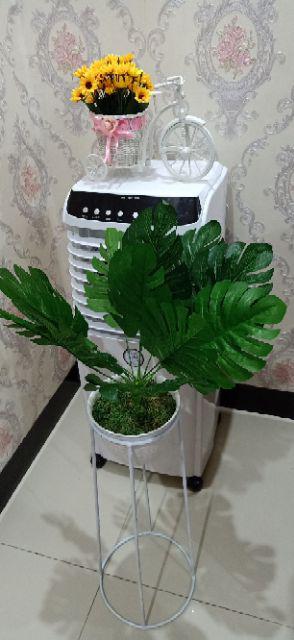 Set Bunga Plastik Matahari Kuntum Dengan Sepeda Rotan Besar