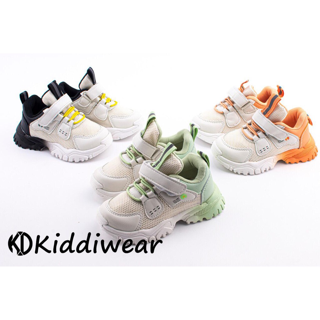 (Kiddiwear) Sepatu sneakers anak MBK59