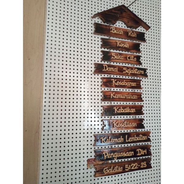 BUAH ROH HIASAN DINDING NATURAL