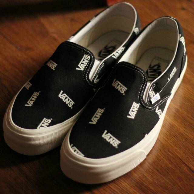 jual vans slip on