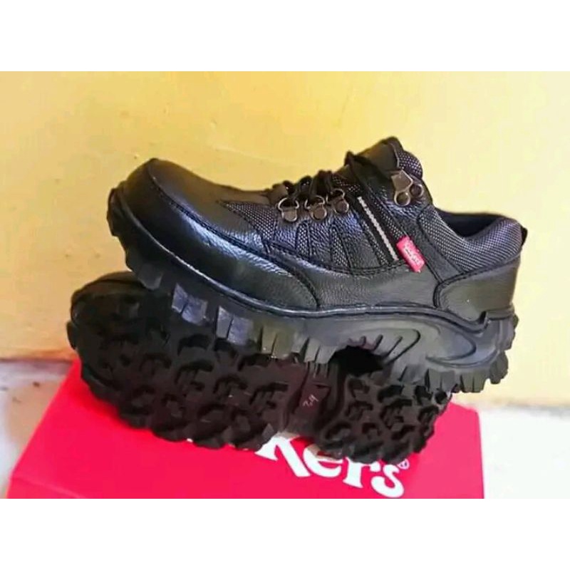 sepatu sefty Boots low KICKERS ujung besi kulit asli  kerja proyek/lapangan