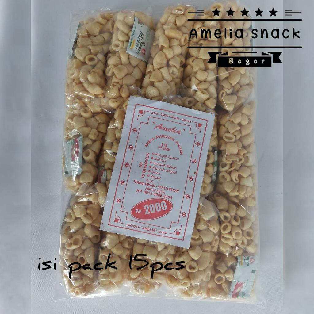 

Kerupuk Makaroni Cincin Kemasan 2ribu isi 15pcs Amelia Snack