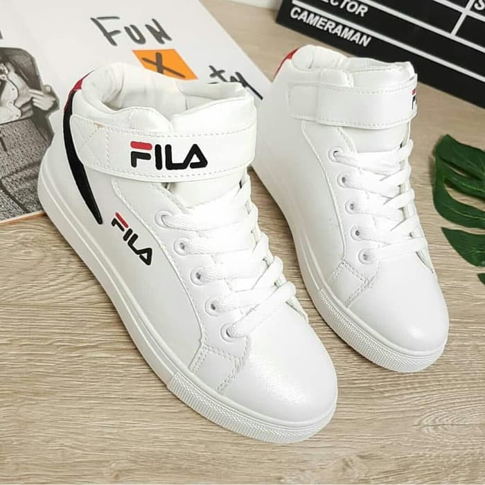 Sepatu Sneakers Fila Basket