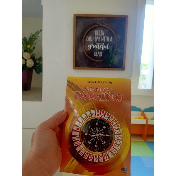 Nubuat Domino