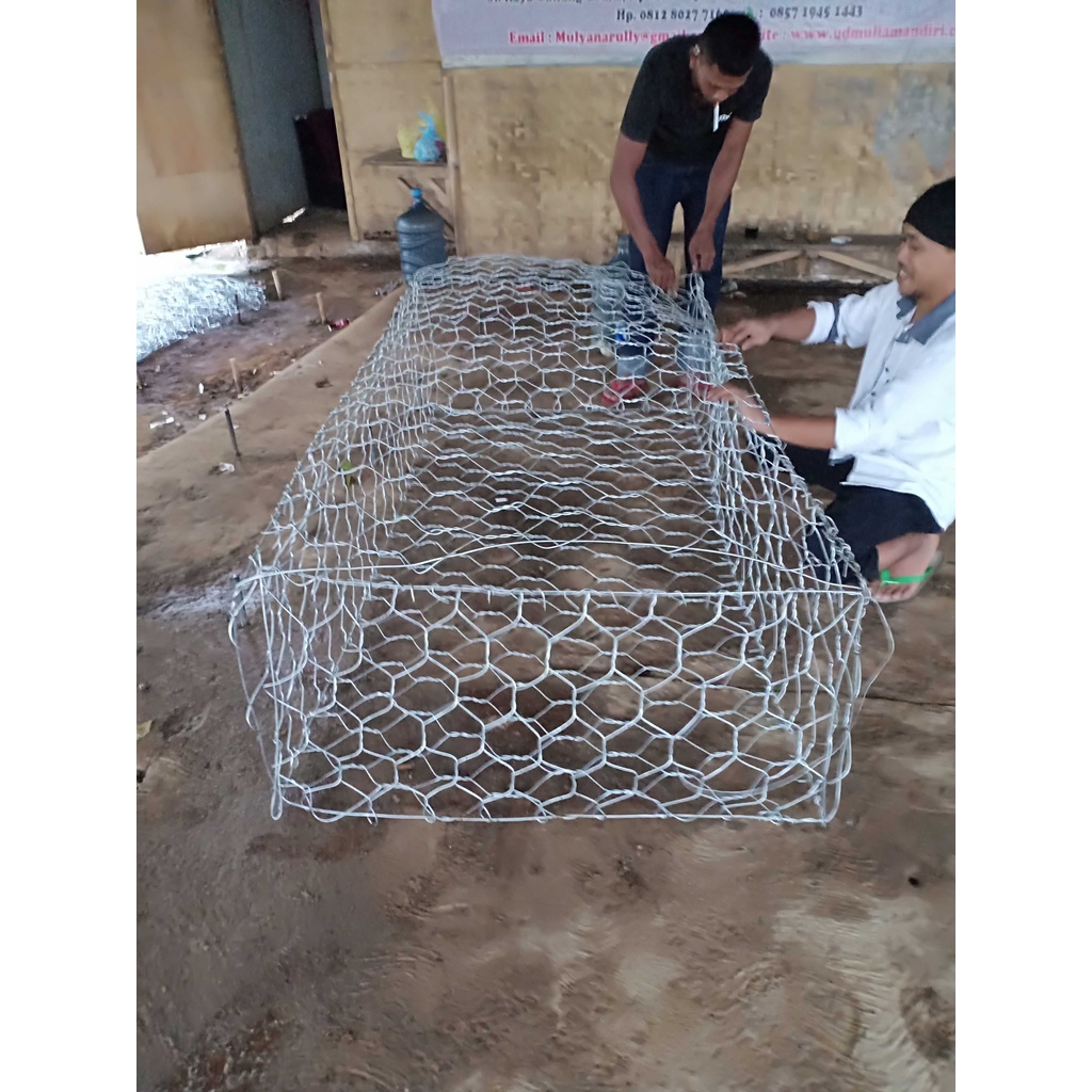 Bronjong Kawat Galvanis Ukuran 2x1x1 m
