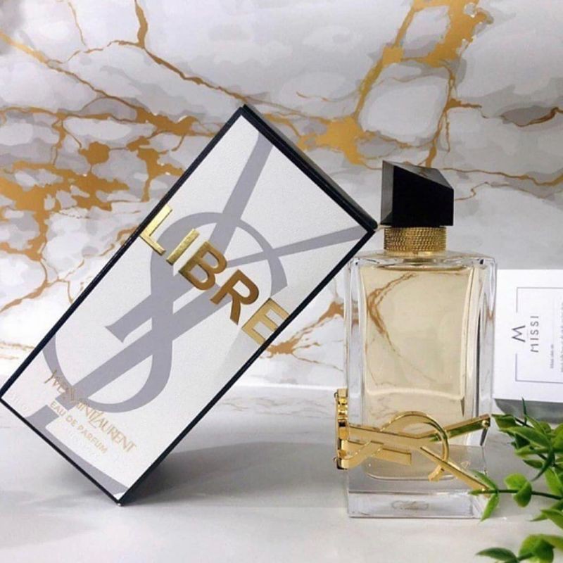 " Yves Saint Laurent "