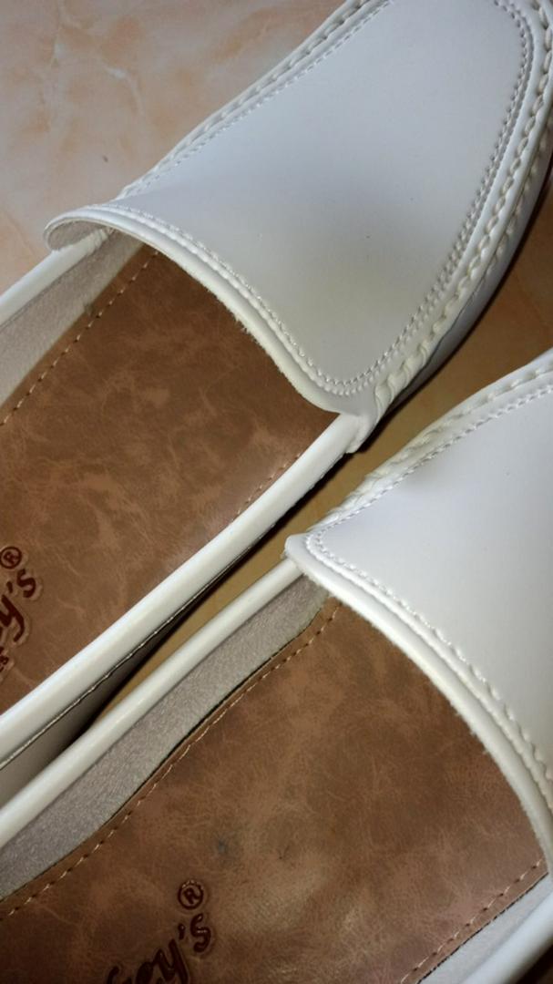 Sepatu Pantofel Wanita Formal Hitam Dan Putih  Donkeys Xr