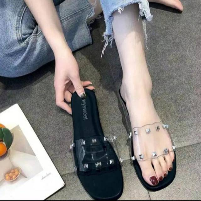 SANDAL VALENTINO MODELS