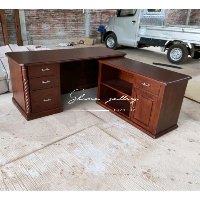 Meja kantor kerja / Meja direktur / Meja kerja leter L / Meja kantor mebel jepara