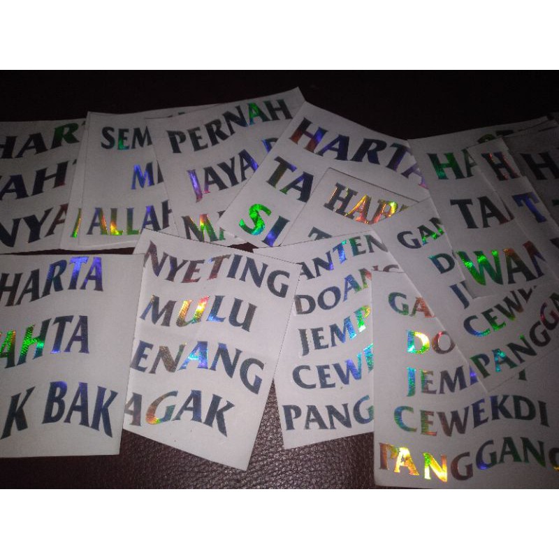 Sticker cutting Custom Nama Satuan Hologram