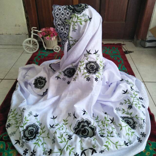 Mukena Terusan Lajuran Semi Sutra Kotak Size Dewasa