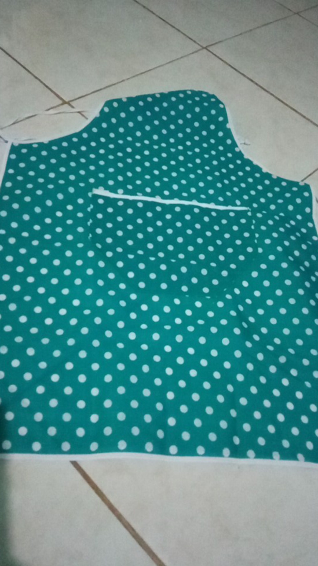 Celemek/apron/polkadot