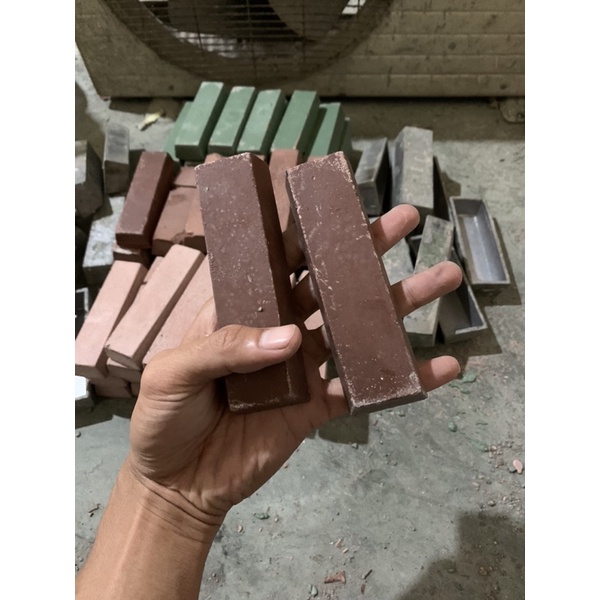 BATU POLES MERAH OBAT POLES MERAH DASARAN