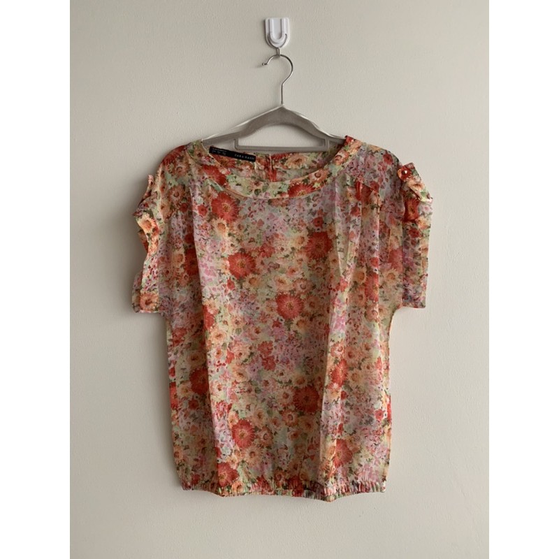 zara flower blouse