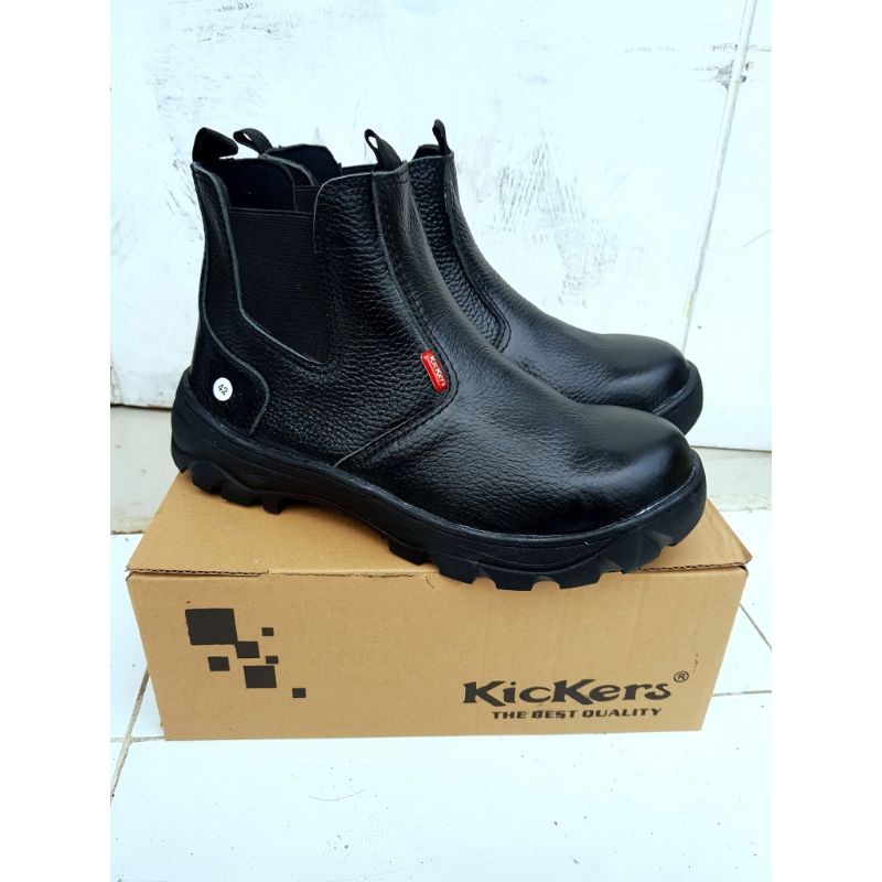 sepatu safety boots ujung besi/sepatu septi boots