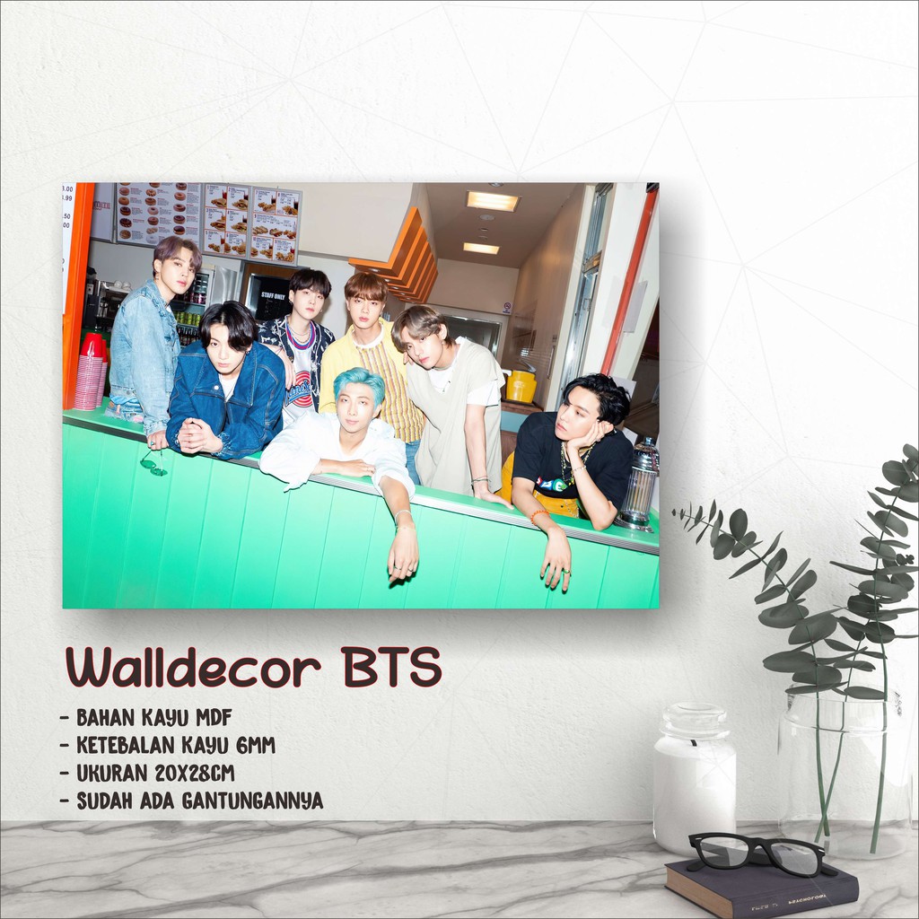 WALLDECOR BTS GRUP