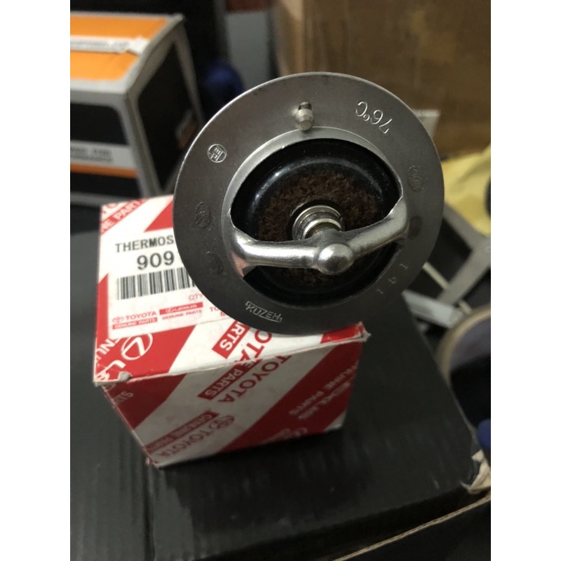 THERMOSTAT LOW TEMP 76 DERAJAT INNOVA FORTUNER REBORN VRZ ASLI TOYOTA