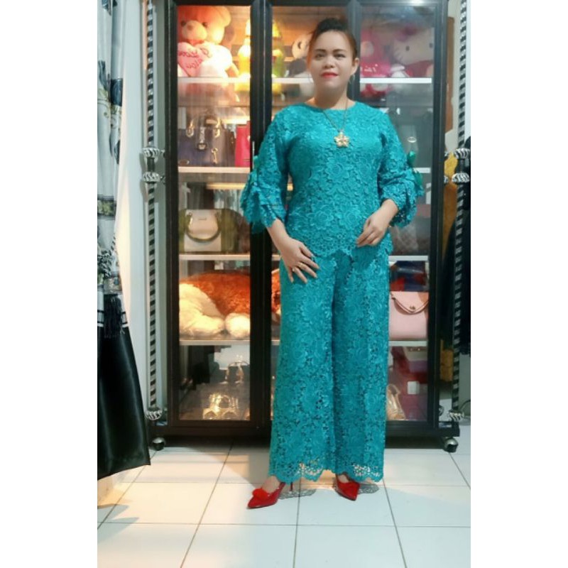 SETELAN CELANA KULOT BROKAT