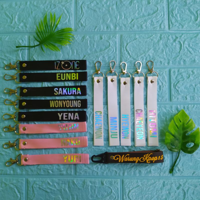 IZONE STRAP NAME KPOP minju