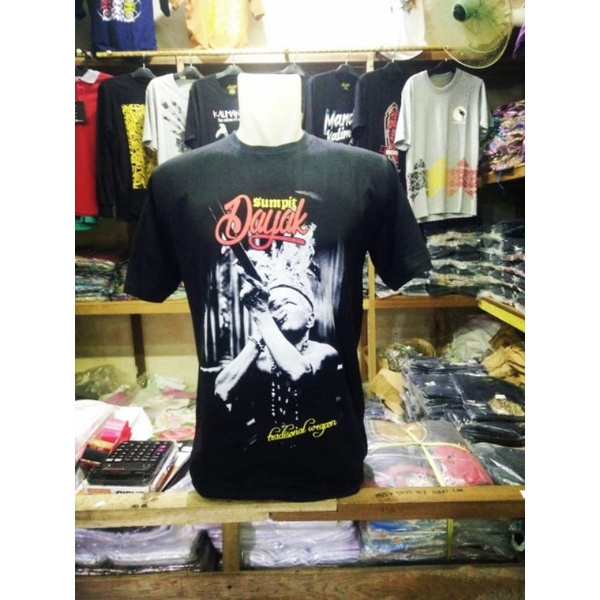 Baju Kaos Distro. Baju Kaos Cowok Motif Dayak sumpit