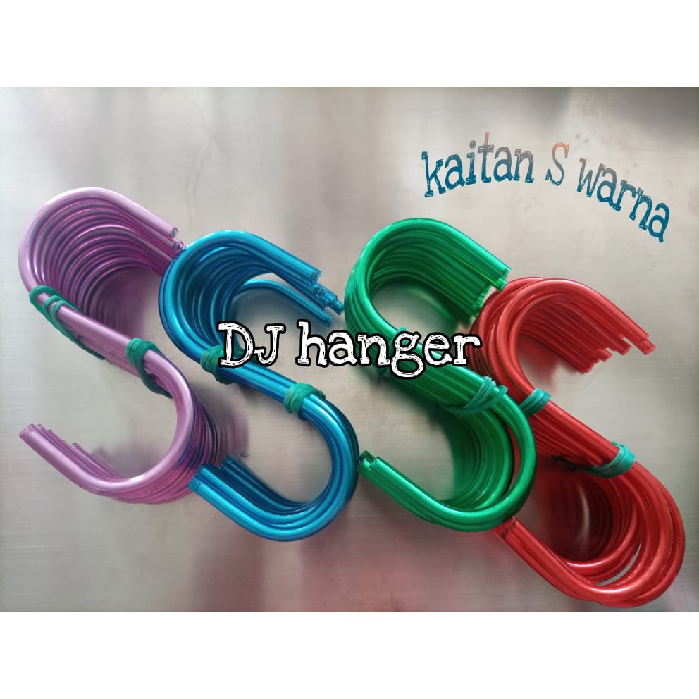 Gantungan S warna warni harga 12pcs