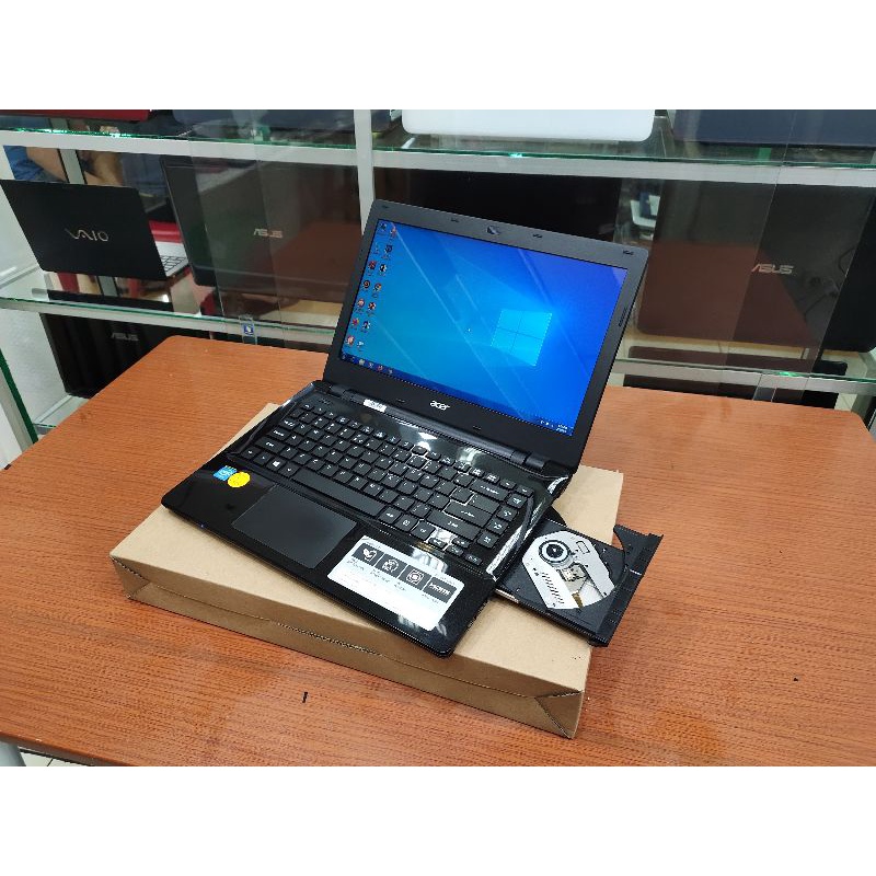 Laptop Second Acer E5-411 intel celeron HARDISK 500GB RAM 2GB gress siap pakai sudah program