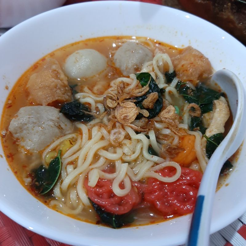 

SEBLAK KOMPLIT SUPER DUPER ENAK DAN NAGIH