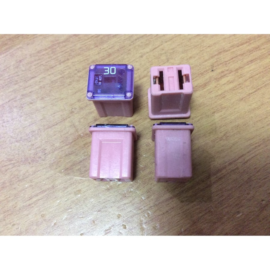 Fuse Sekring Pusat Kotak Kecil 30A Original