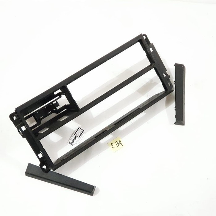 Frame Tengah Dashboard Audio Climate Jam BMW E34