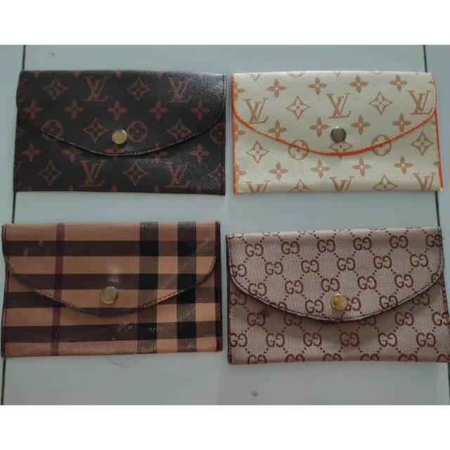 Dompet motif