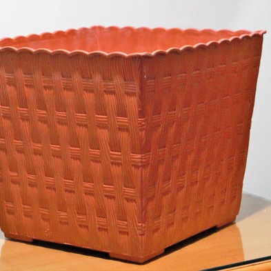 Pot Bunga Tanaman Kembang Segi Kotak Cjp Motif Rotan 35 Cm Bata Coklat 069