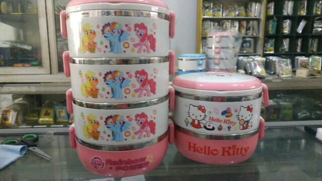 Rantang Karakter 4 Susun