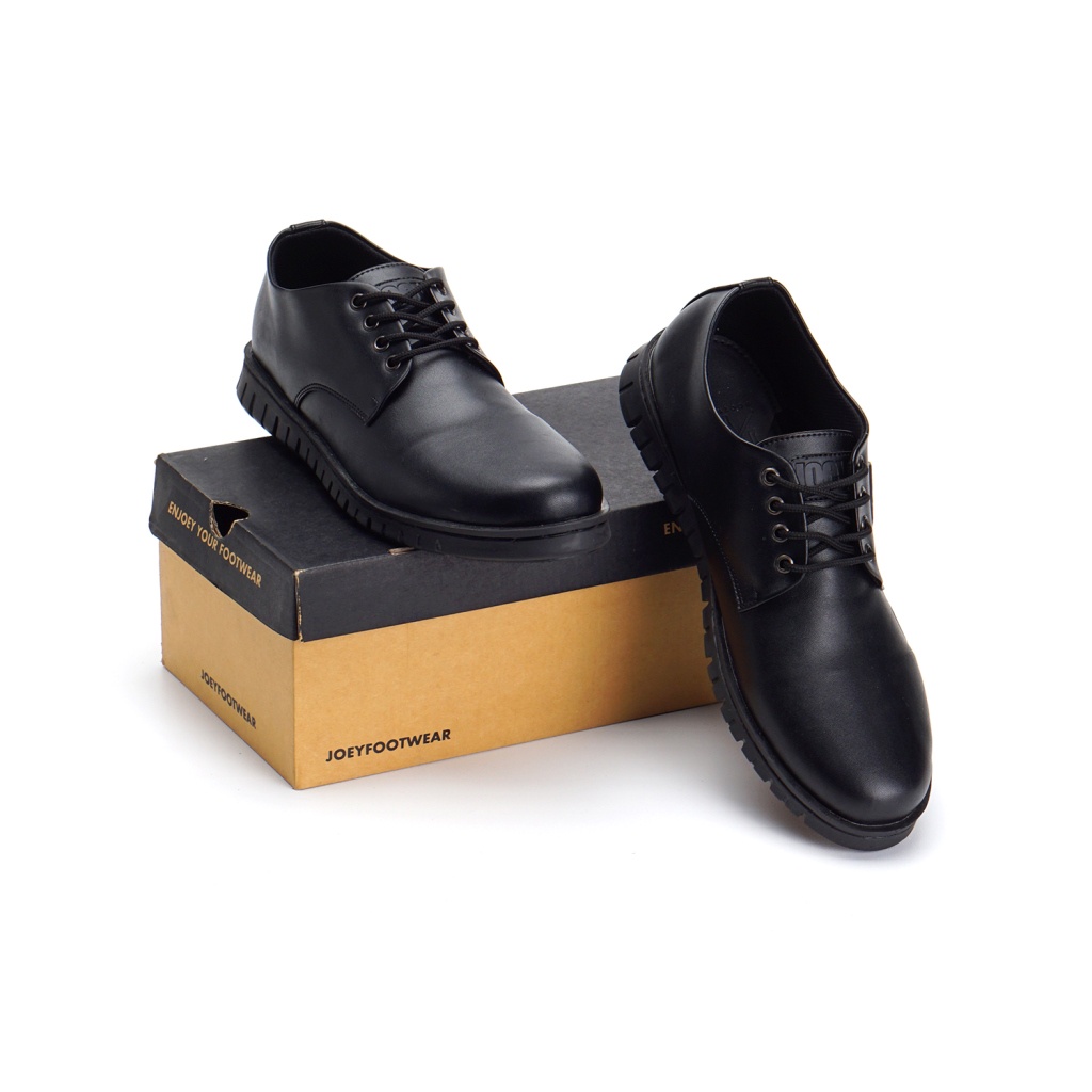 REIC BLACK ORIGINAL x JOEY Sepatu Formal Full Hitam Tali Pria Pantofel Kerja Kantor Dinas Resmi Guru Kantoran Wisuda Kuliah Pesta Pernikahan Kondangan Nikah Undangan Wedding Modern Oxford Casual Derby Semi Kulit Premium JYF Footwear Keren Terbaru Branded