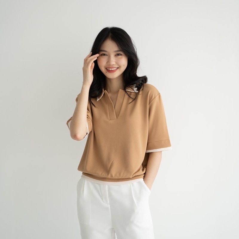 Beige Studio - Kennedy Top / Atasan Polo Lengan Pendek Wanita