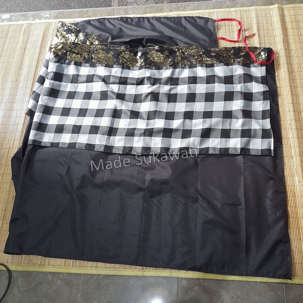 Kain Wastra poleng jadi panjang 100cm x 110cm lapis 2 hiasan dekorasi Bali