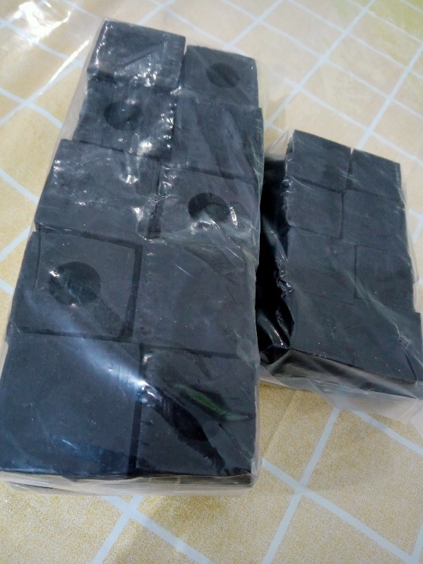 Karet Kotak Hollow Hollo Pengaman Kaki Kursi Meja Padat 35 X 35 Mm 3,5 X 3,5 Cm 3,5x3,5