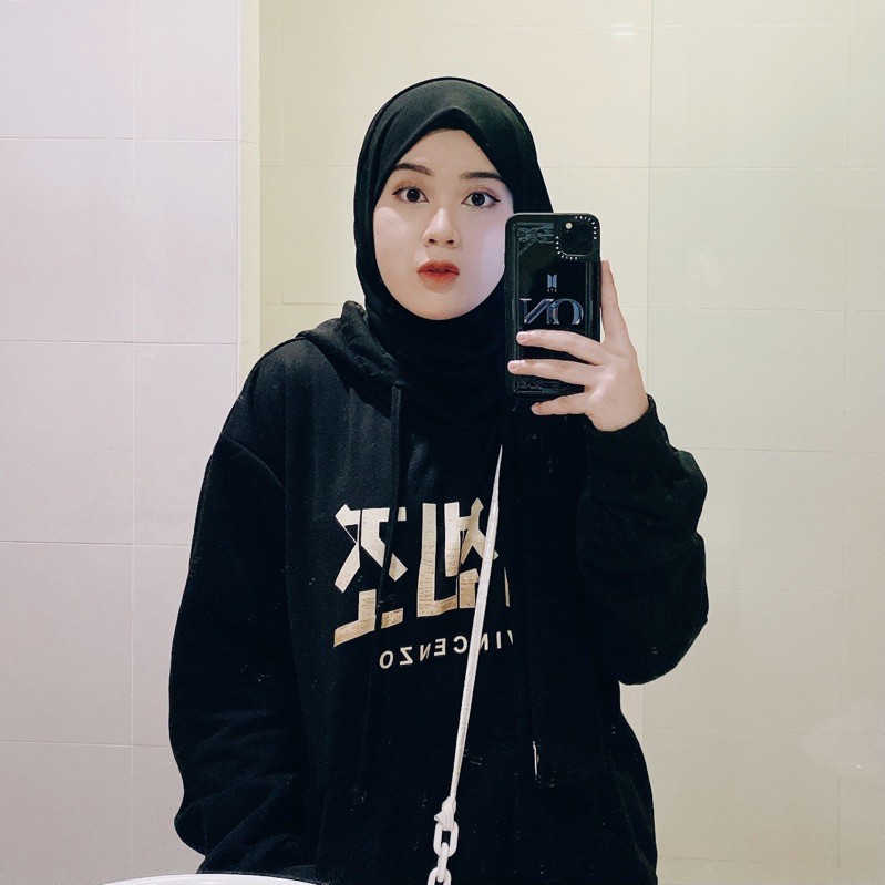 

Special Price Vincenzo Hoodie (with ID CARD & PHOTOCARD)