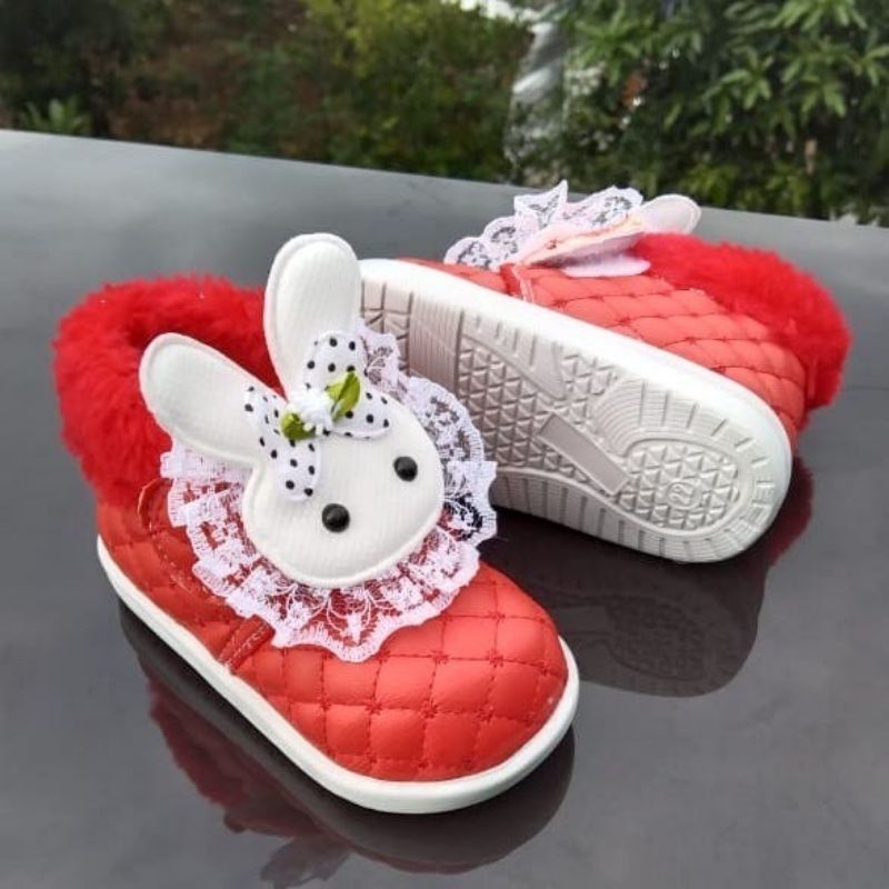 Sepatu Pesta Anak Perempuan Bunyi Cit-Cit Motif Boneka Kelinci