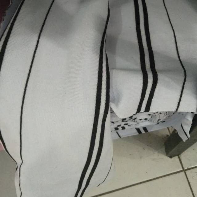 Jual Rib Bur Polly Rib Jaket Bomber Rib Lengan Gamis Putih Polet Hitam Per KG Terlaris